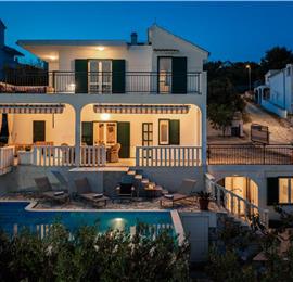 4 Bedroom Villa with Pool near Milna, Brac Island Sleeps 8 